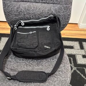 Neat pack Black Crossbody Bag
